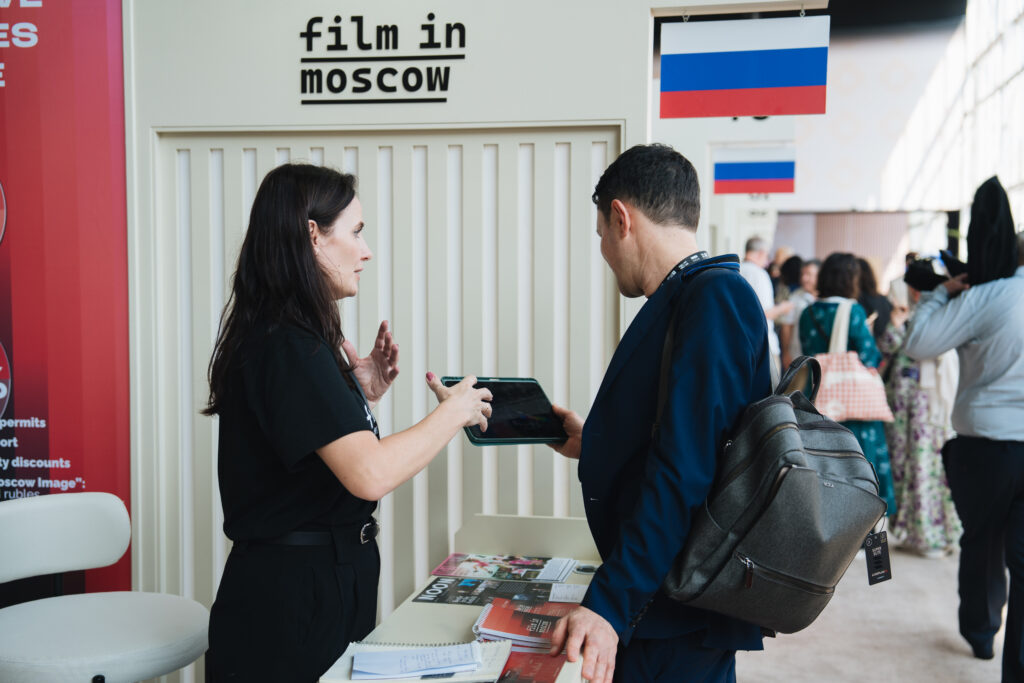 «موسكو فيلم كلاستر» يدخل سوق البحر الأحمر ويعرض قوته الإنتاجية العالمية